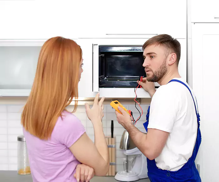 Skilled Microwave Service: Your Certified Microwave Purchase and Installation in Solana Beach, CA